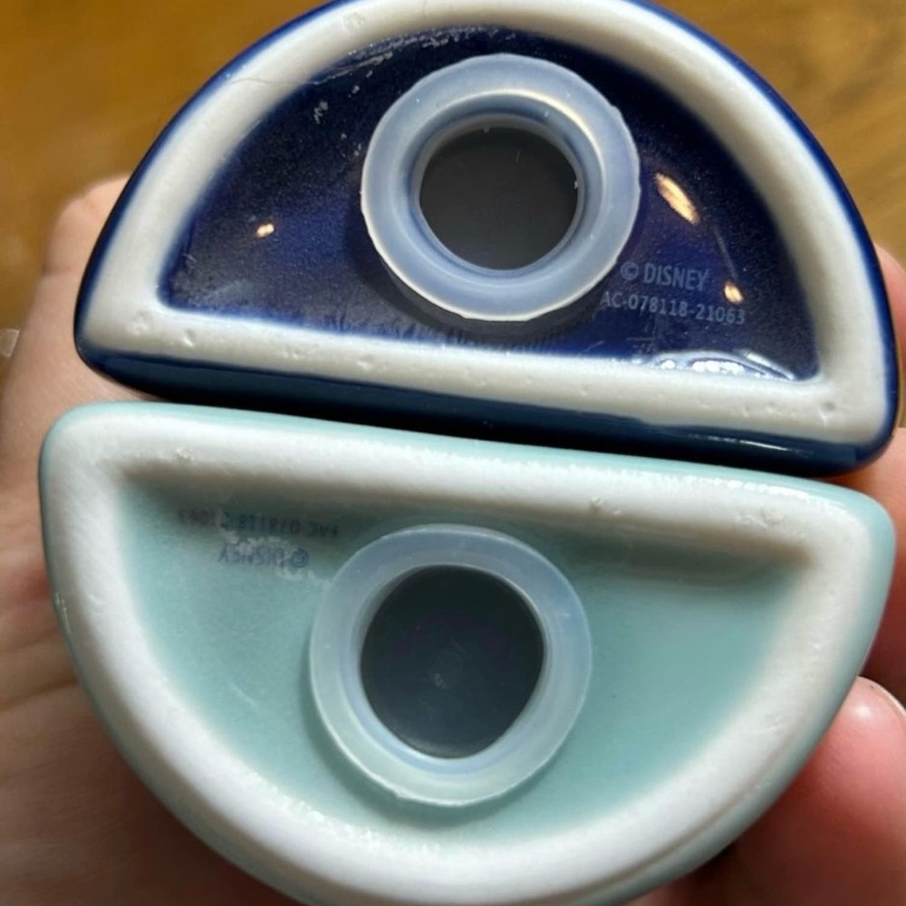 Disney Mary Blair Alice in Wonderland 70th Anniversary Salt and Pepper Shakers - Picture 7 of 7